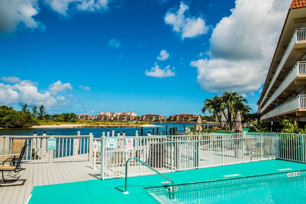 The Boathouse Motel Marco Island Exterior photo
